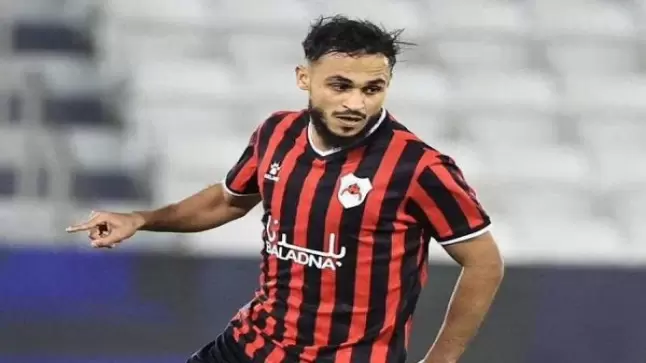 نادي الريان القطري يعلن عن تغيب لاعبه الدولي المغربي سفيان بوفال عن الميادين لمدة ثلاثة أشهر بسبب الإصابة