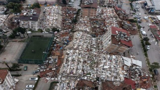 ارتفاع عدد قتلى زلزال تركيا الى 2316