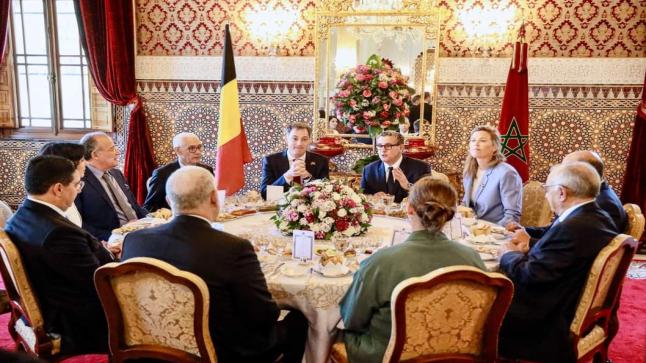 جلالة الملك يقيم مأدبة غداء على شرف الوزير الأول البلجيكي والوفد المرافق له